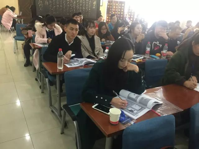 太原锦华计算机培训学校承办的太原市中小微企业信息化管理培训班今日开班！